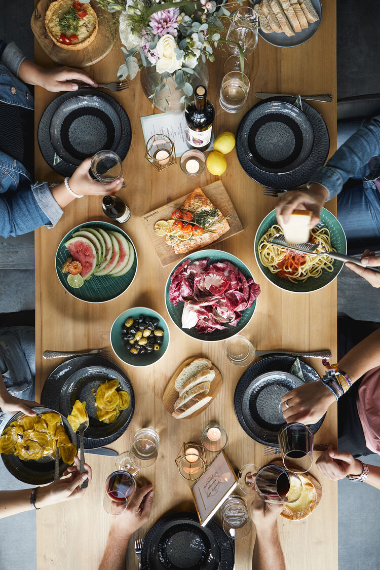 Community Table in der Kleinen Freiheit