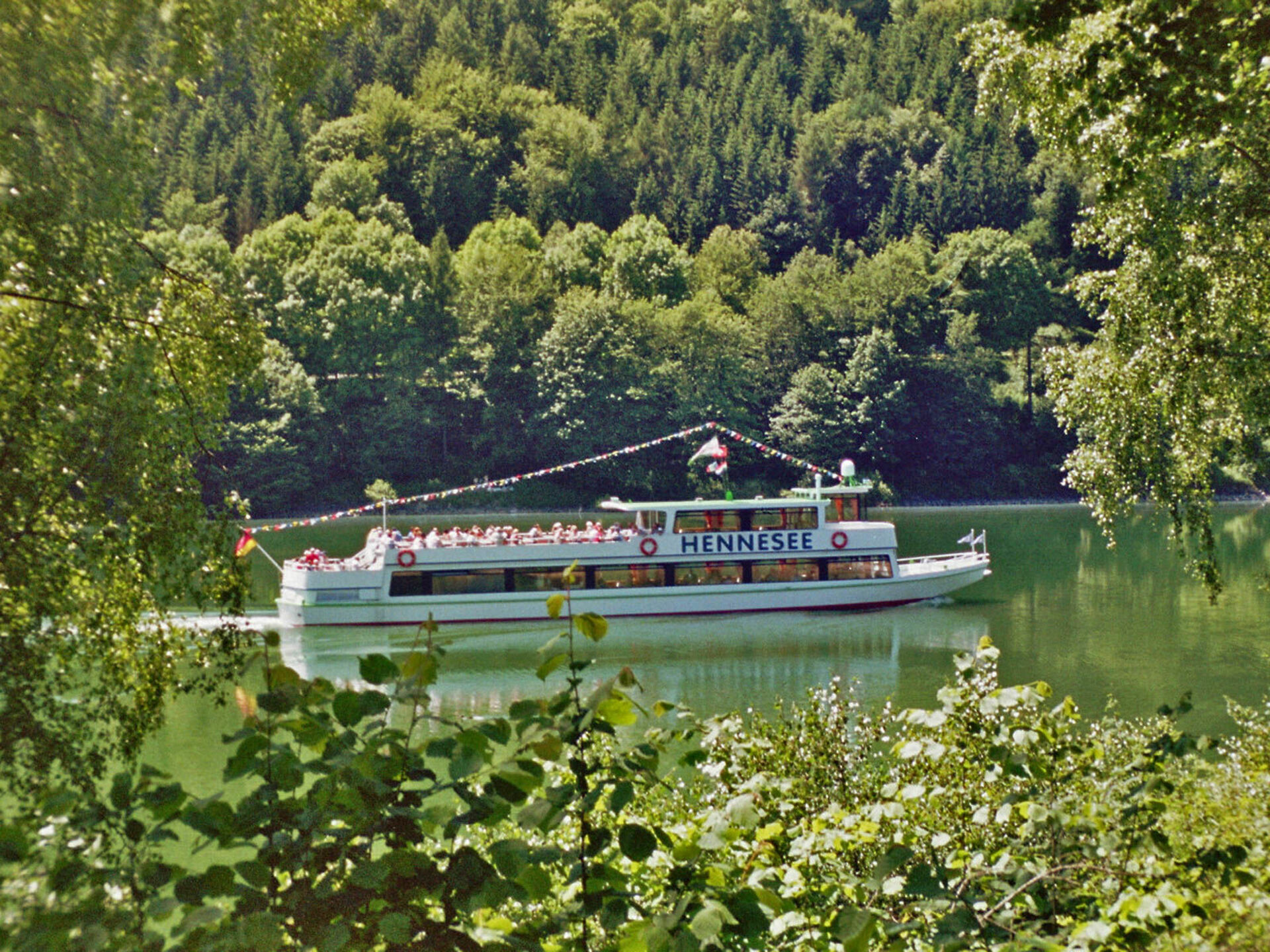 Schifffahrt auf dem Hennesee im Sauerland